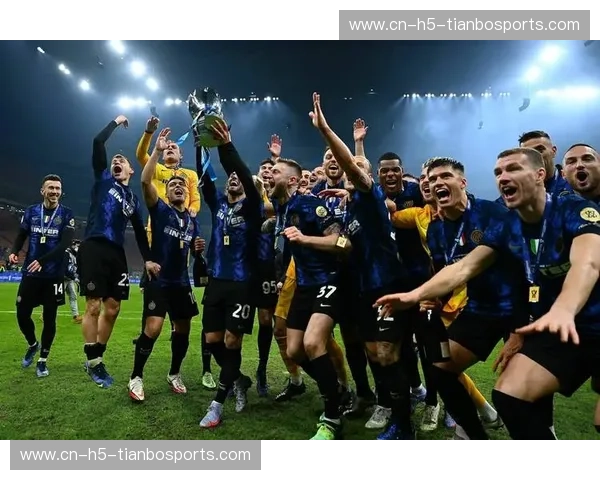 欧预赛巅峰对决：法兰西巨轮撞上爱尔兰铁壁，谁能主宰绿茵场？